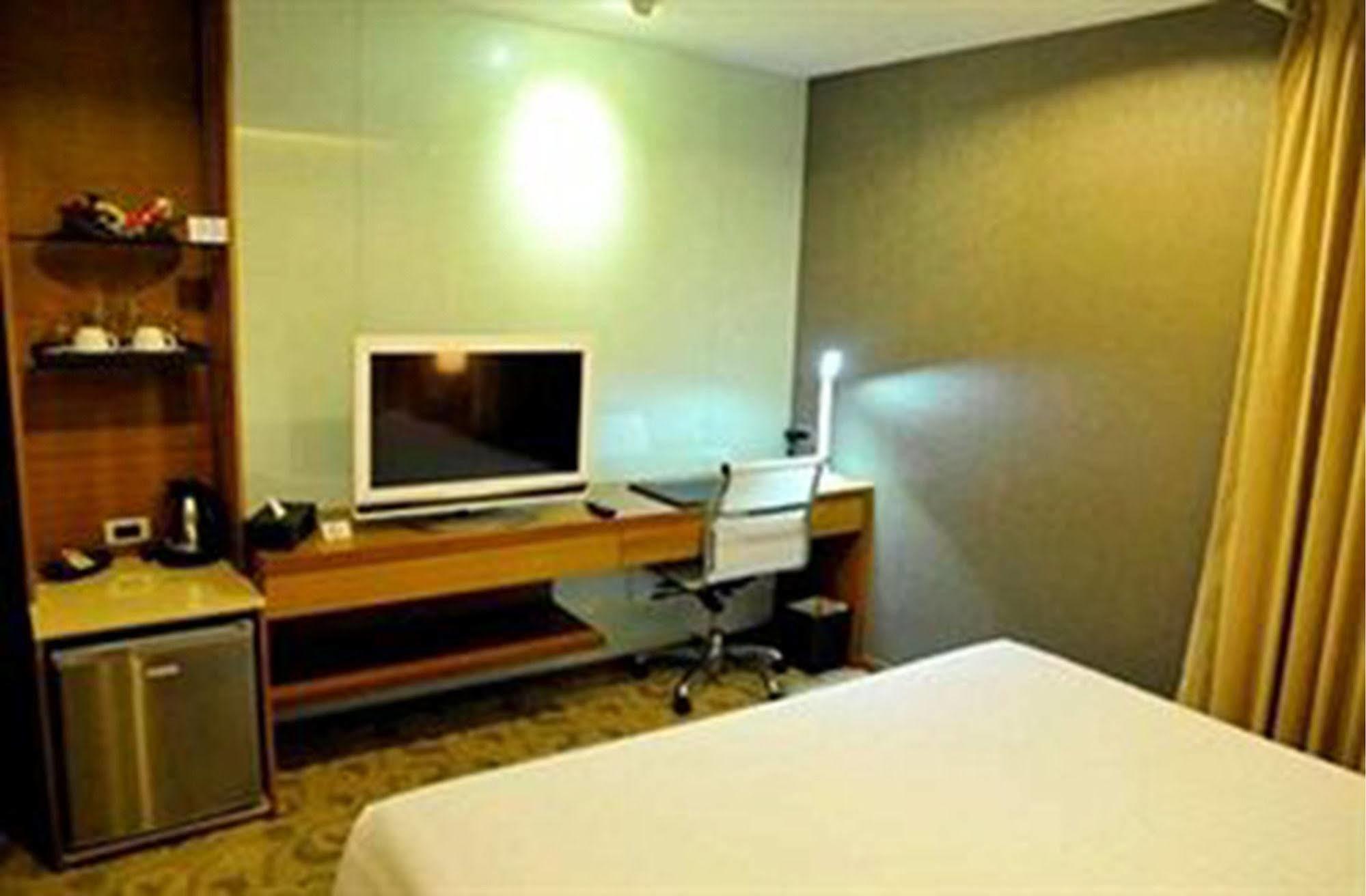 The Moonite Boutique Hotel バンコク都 エクステリア 写真