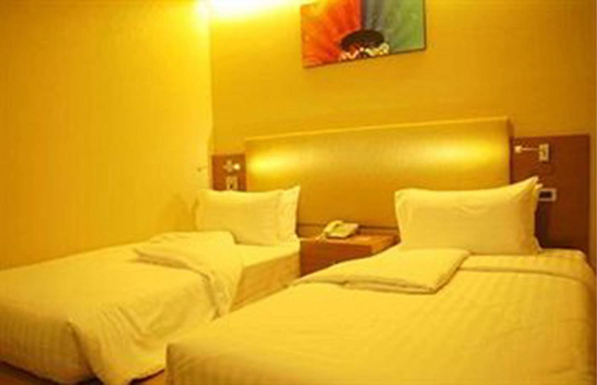 The Moonite Boutique Hotel バンコク都 エクステリア 写真